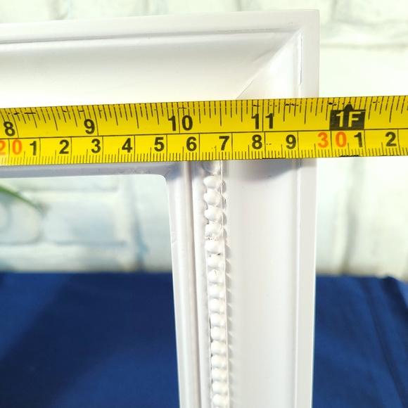 3D Frame Wall Shelf Display - Picture 7 of 11